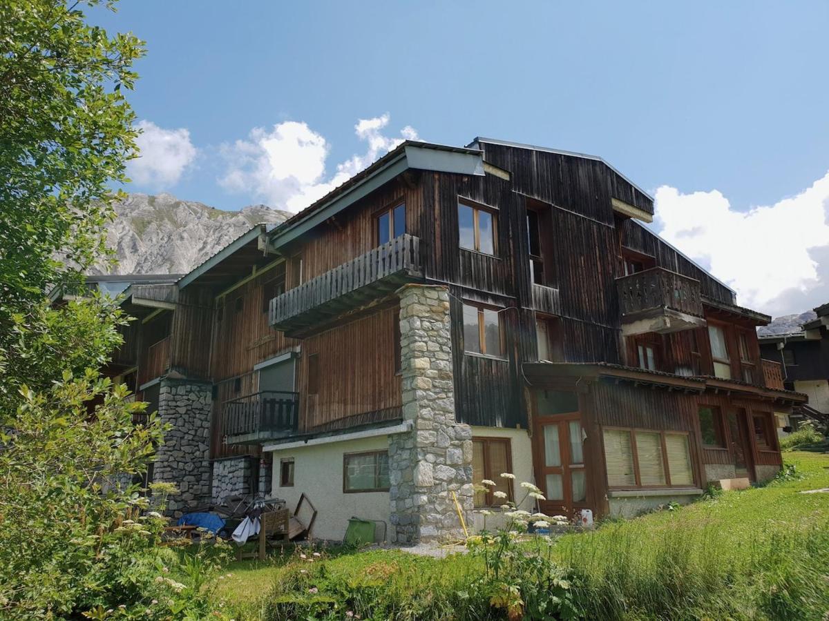 Les Marmottes Apartment